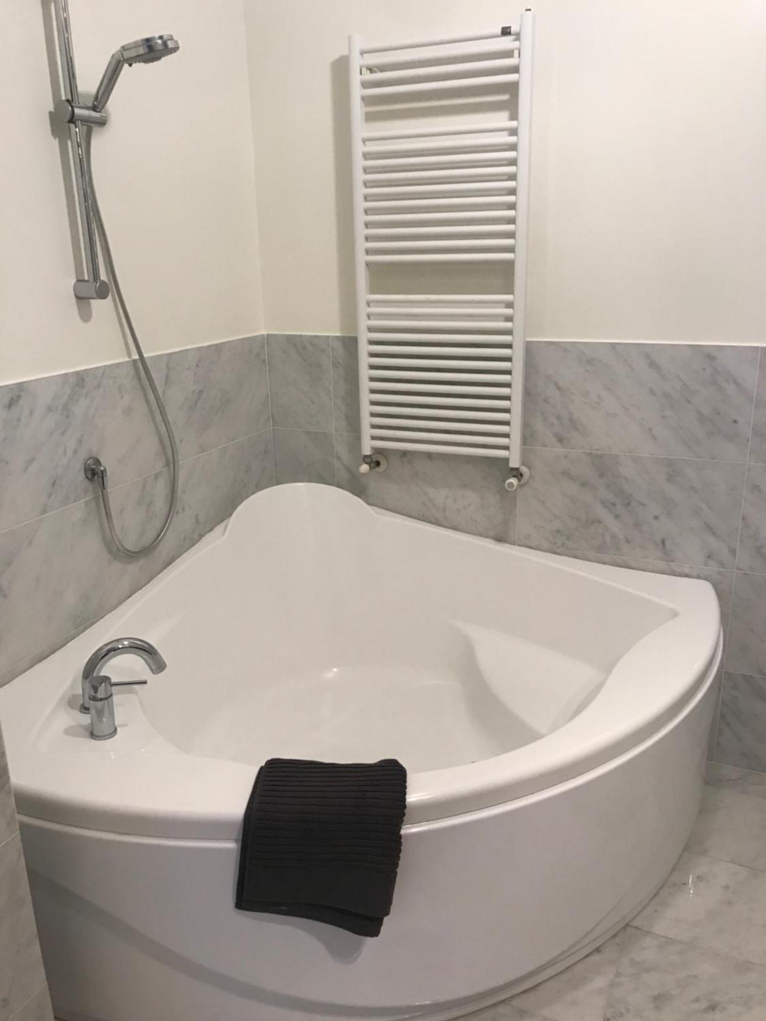 Casa Nirvana 热那亚 外观 照片